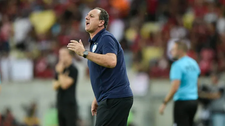 Rogerio Ceni tecnico do Bahia durante partida contra o Flamengo no estadio Maracana pelo campeonato Brasileiro A 2025. Foto: Thiago Ribeiro/AGIF