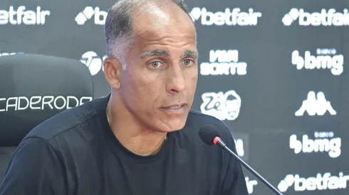 Felipe Loureiro, tecnico do Vasco durante partida contra o Vitoria