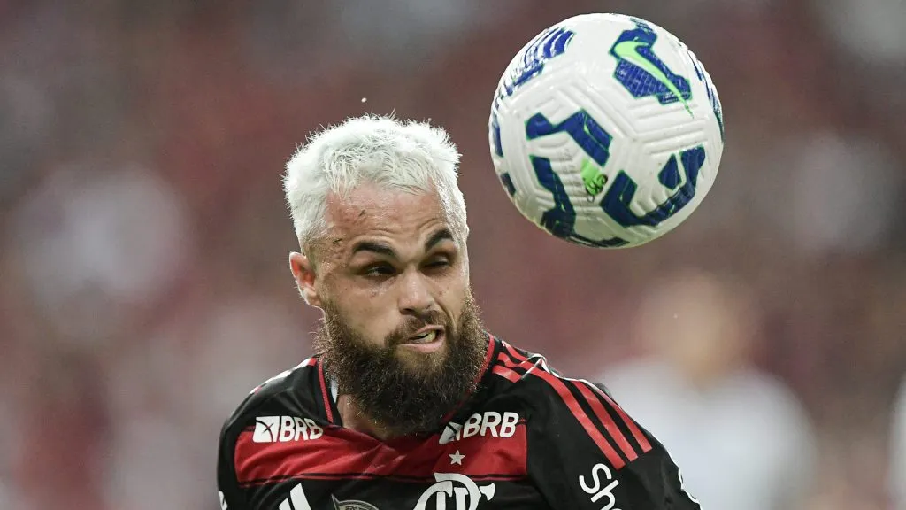 Michael em partida pelo Flamengo. Foto: Thiago Ribeiro/AGIF