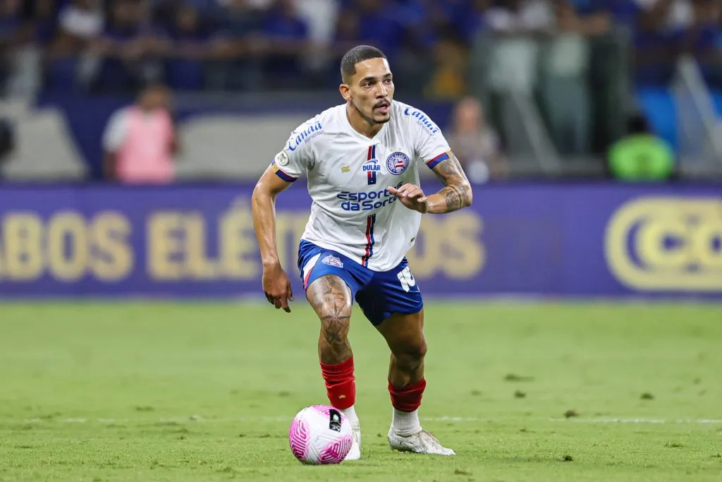 Gilberto jogador do Bahia durante partida contra o Cruzeiro pelo campeonato Brasileiro A 2024. Foto: Gilson Lobo/AGIF