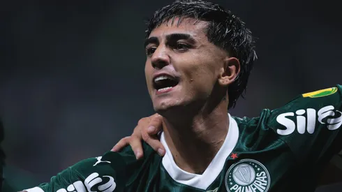 Facundo Torres jogador do Palmeiras comemora seu gol durante partida contra o Botafogo-SP no estadio Arena Allianz Parque pelo campeonato Paulista 2025.
