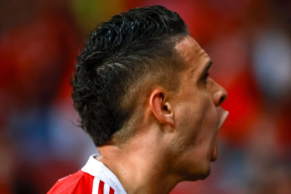 SP – PORTO ALEGRE – 06/04/2025 – BRASILEIRO A 2025, INTERNACIONAL X CRUZEIRO – Rafael Borre jogador do Internacional comemora seu gol durante partida contra o Cruzeiro no estadio Beira-Rio pelo campeonato Brasileiro A 2025. Foto: Maxi Franzoi/AGIF