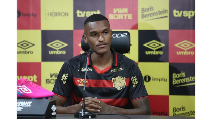 Matheus Alexandre jogador do Sport