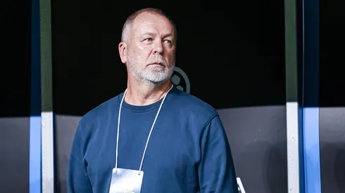 Mano Menezes técnico do Grêmio durante partida contra o Godoy Cruz no estádio Arena do Grêmio pelo campeonato Copa Sul-americana 2025. Foto: Maxi Franzoi/AGIF
