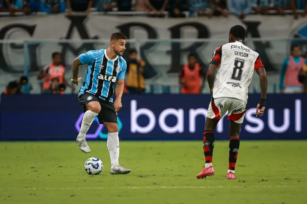 RS – PORTO ALEGRE – 13/04/2025 – BRASILEIRO A 2025, GREMIO X FLAMENGO – Joao Pedro jogador do Gremio durante partida contra o Flamengo no estadio Arena do Gremio pelo campeonato Brasileiro A 2025. Foto: Maxi Franzoi/AGIF