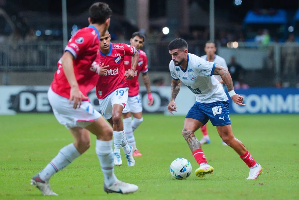BA – SALVADOR – 07/05/2025 – COPA LIBERTADORES 2025, BAHIA X NACIONAL (URU) – Cauly, jogador do Bahia durante partida contra o Nacional (URU) no estadio Arena Fonte Nova pelo campeonato Copa Libertadores 2025. Foto: Walmir Cirne/AGIF