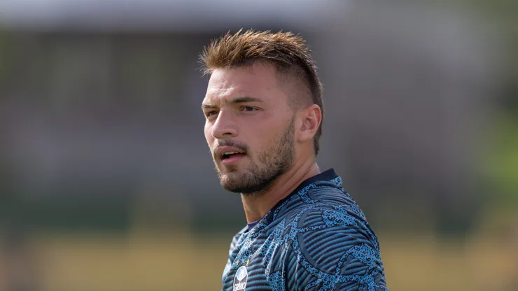 Gabriel Grando jogador do Gremio durante partida contra o Ypiranga no estadio Colosso da Lagoa pelo campeonato Gaucho 2025.