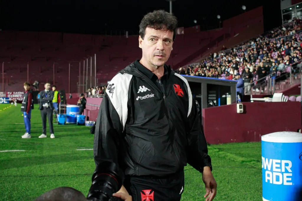 Fernando Diniz, técnico do Vasco, em partida contra o Lanús (Imagem: Matheus Lima/Vasco)