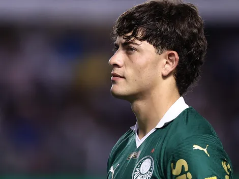 Notícia sobre Giay ferve no Palmeiras