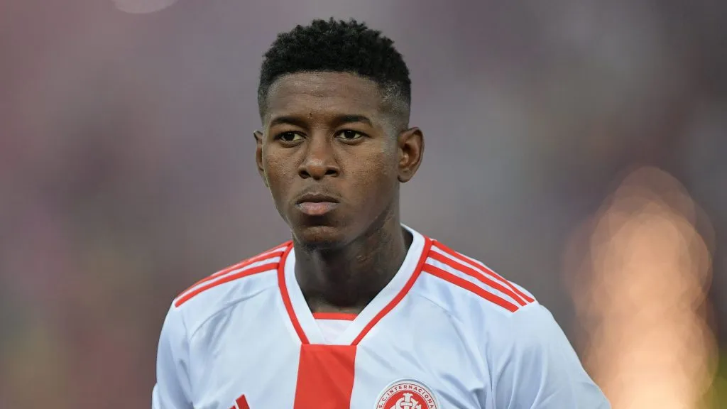 Vitão poderá jogar contra o Vitória – Foto: Thiago Ribeiro/AGIF.