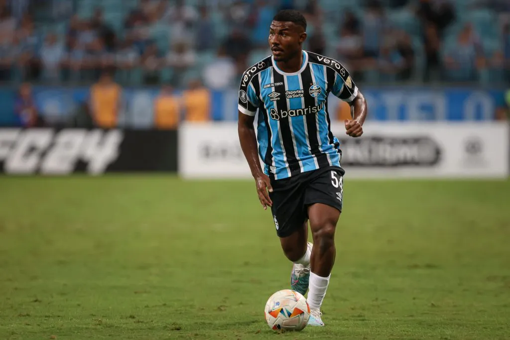 RS – PORTO ALEGRE – 09/04/2024 – COPA LIBERTADORES 2024, GREMIO X HUACHIPATO – Cuiabano jogador do Gremio durante partida contra o Huachipato no estadio Arena do Gremio pelo campeonato Copa Libertadores 2024. Foto: Maxi Franzoi/AGIF