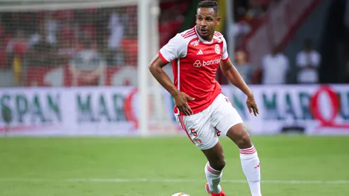 Fernando jogador do Internacional durante partida contra o Avenida no estadio Beira-Rio pelo campeonato Gaucho 2025.