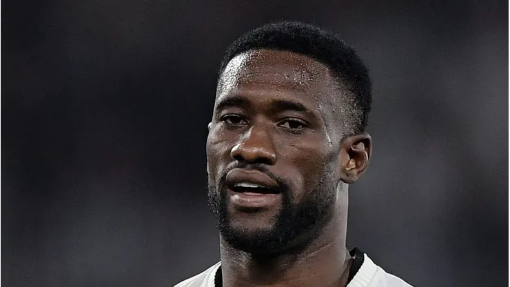 Bastos jogador do Botafogo