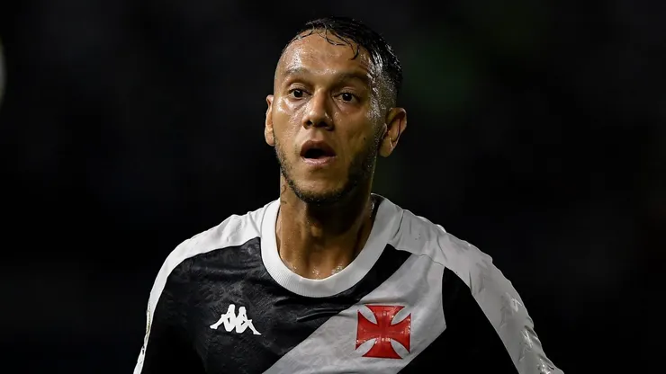 Souza durante confronto contra o Bragantino no Brasileirão de 2024.
