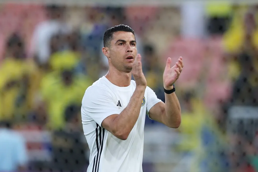 JEDDAH, SAUDI ARABIA – APRIL 30: Cristiano Ronaldo of Al Nassr acknowledges the fans during the warm up prior to the AFC Champions League Elite Semi Final between Al Nassr and Kawasaki Frontale at King Abdullah Sports City Hall Stadium on April 30, 2025 in Jeddah, Saudi Arabia.  (Photo by Yasser Bakhsh/Getty Images)