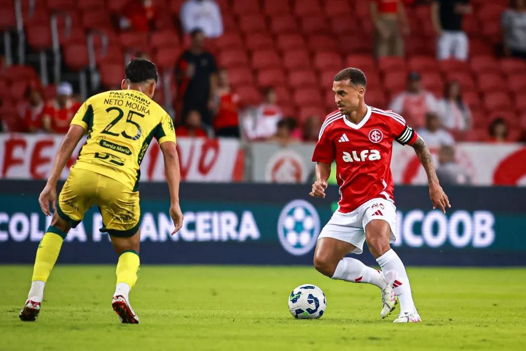 Alan Patrick jogador do Internacional durante partida contra o Mirassol no estadio Beira-Rio pelo campeonato Brasileiro A 2025. Foto: Maxi Franzoi/AGIF