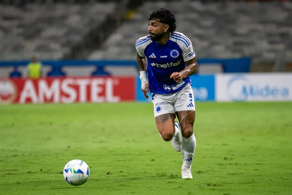 Gabigol jogador do Cruzeiro durante partida contra o Palestino pela Copa Sul-americana 2025. Foto: Fernando Moreno/AGIF