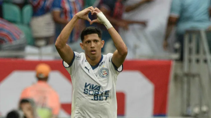 Erick Pulga jogador do Bahia comemora seu gol durante partida contra o Vitoria no estadio Arena Fonte Nova pelo campeonato Brasileiro A 2025. Foto: Jhony Pinho/AGIF