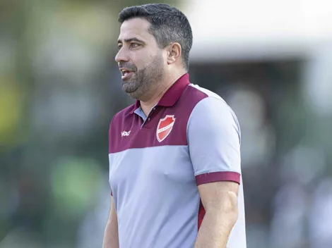 Técnico do Vila Nova destaca 'carta na manga' para decisão contra o Cruzeiro