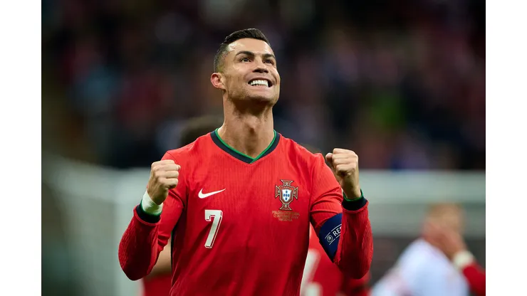 Cristiano Ronaldo durante confronto entre Polônia e Portugal na Nations League 2024/25.