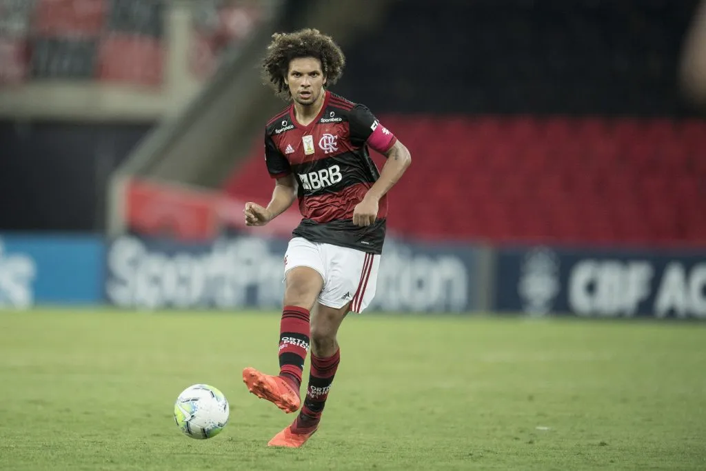 Willian Arão jogando no Flamengo em 2020 – Foto: Jorge Rodrigues/AGIF