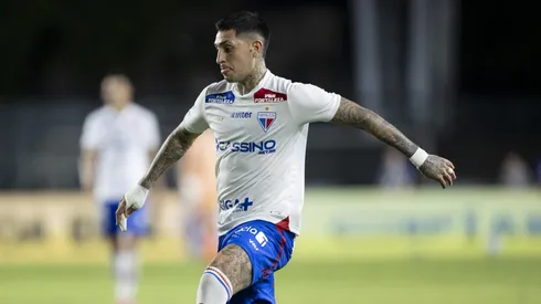 Gastón Ávila jogador do Fortaleza durante partida contra o Vasco pelo campeonato Brasileiro A 2025.