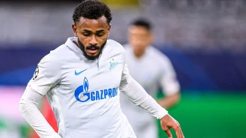 DORTMUND, GERMANY – OCTOBER 28: Wendel of St. Petersburg kicks the ball during the UEFA Champions League Group F stage match between Borussia Dortmund and Zenit St. Petersburg at Signal Iduna Park on October 28, 2020 in Dortmund, Germany. (Photo by Lukas Schulze/Getty Images)