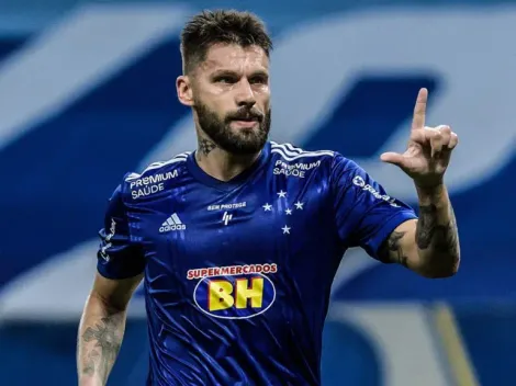 Rafael Sobis visita Cruzeiro e se impressiona com investimento de Pedro Lourenço