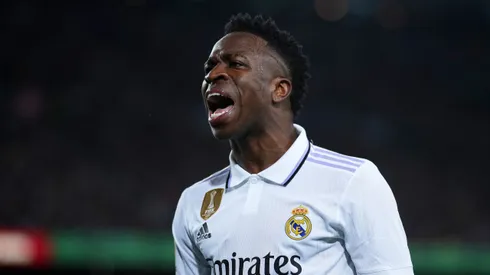 Vinicius Júnior em partida pelo Real Madrid. (Photo by Alex Caparros/Getty Images)