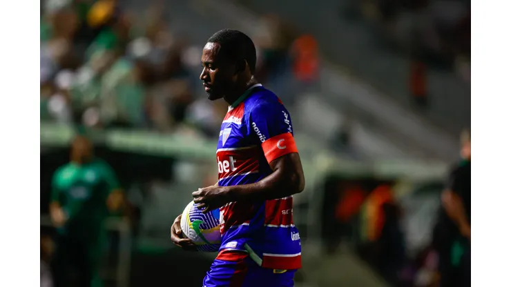 Tinga, jogador do Fortaleza