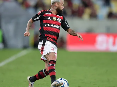 Mesmo com triunfo do Flamengo, Michael segue alvo da torcida