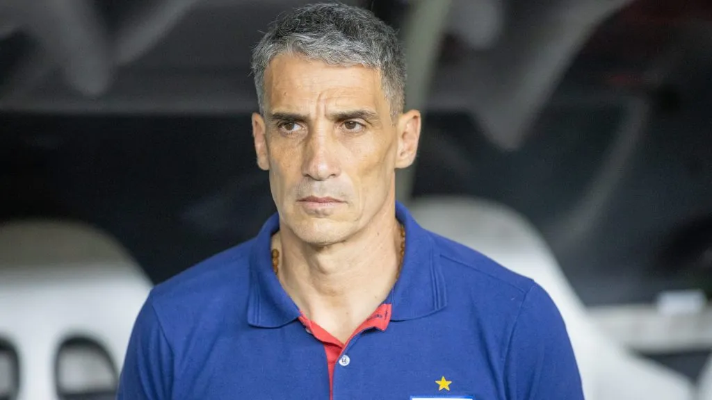 Vojvoda tecnico do Fortaleza durante partida contra o Retro no estadio Arena Castelao pelo campeonato Copa Do Brasil 2025. Foto: Baggio Rodrigues/AGIF