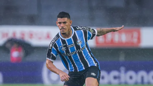 Mayk, jogador do Grêmio