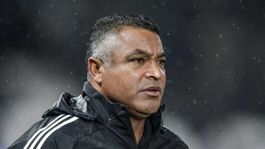 Roger Machado falou sobre o jogo - Foto: Thiago Ribeiro/AGIF.