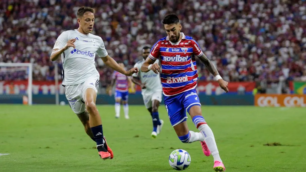 Fortaleza x Cruzeiro se enfrentam pela 10ª rodada do Brasileirão. Foto: Lucas Emanuel/AGIF
