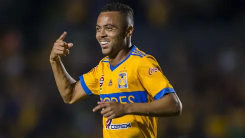 Rafael Carioca durante confronto contra o Léon no futebol mexicano. Photo by Azael Rodriguez/Getty Images