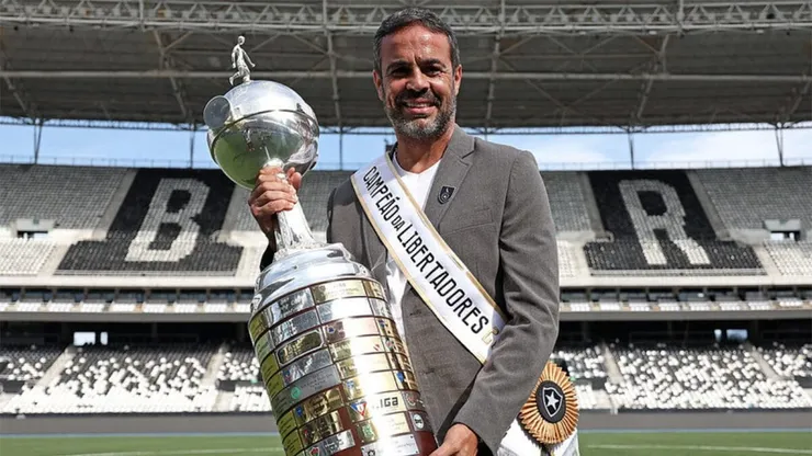 Ex-Botafogo, Artur Jorge perde título com fato 'curioso' no Al-Rayyan