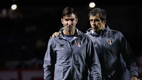 SP – SAO PAULO – 24/05/2025 – BRASILEIRO A 2025, SAO PAULO X MIRASSOL – Maxi Cuberas tecnico do Sao Paulo durante partida contra o Mirassol no estadio Morumbi pelo campeonato Brasileiro A 2025. Foto: Fabio Giannelli/AGIF