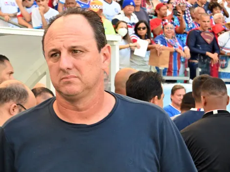 Bahia perde para o Grêmio com polêmica de arbitragem e torcida detona titular de Ceni