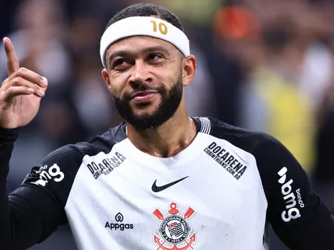 Memphis se pronuncia após lance polêmico contra o Corinthians