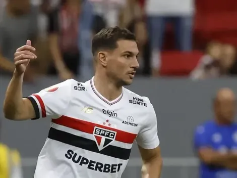 Cédric abre o jogo sobre atuar como ponta no São Paulo