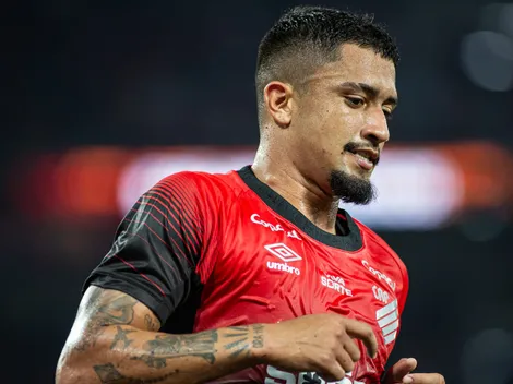 Jogador do Athletico faz desabafo após vitória na Série B