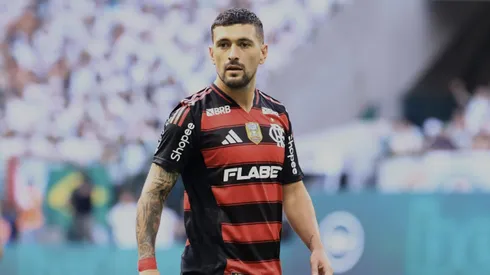 SP – SAO PAULO – 25/05/2025 – BRASILEIRO A 2025, PALMEIRAS X FLAMENGO – De Arrascaeta jogador do Flamengo durante partida contra o Palmeiras no estadio Arena Allianz Parque pelo campeonato Brasileiro A 2025. Foto: Marcello Zambrana/AGIF