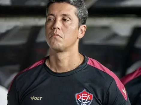 Thiago Carpini é massacrado pela torcida do Vitória após derrota
