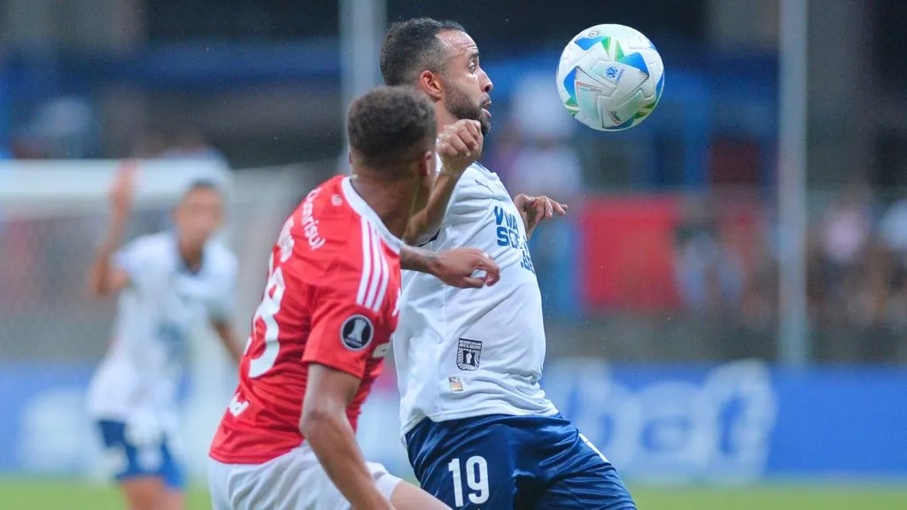 Duelo entre Internacional x Bahia