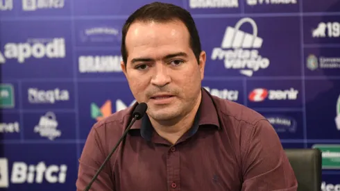 Marcelo Paz durante entrevista coletiva no Fortaleza.
