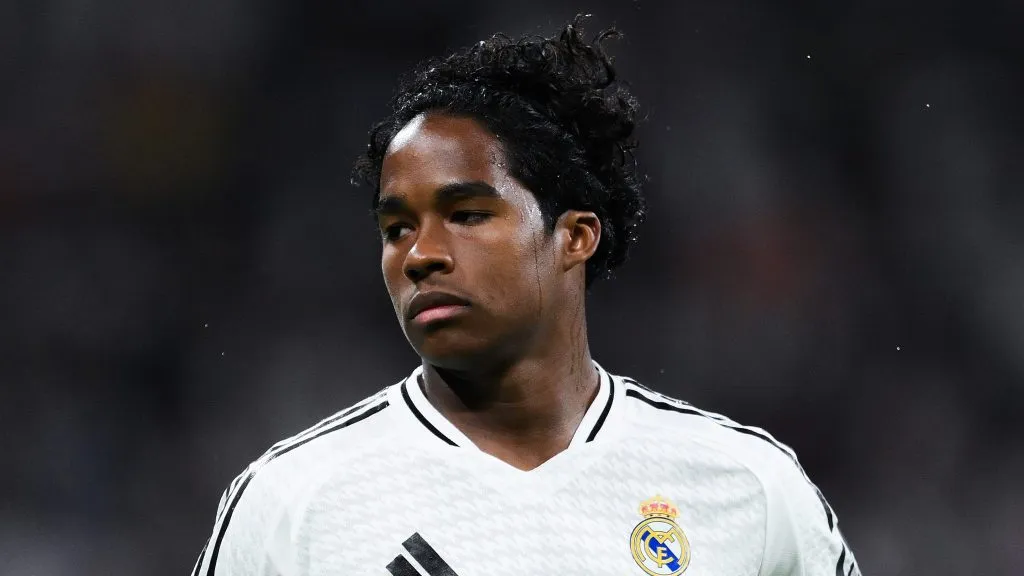 Endrick em campo pelo Real Madrid. (Photo by David Ramos/Getty Images)