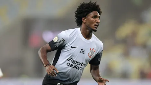 Talles Magno jogador do Corinthians durante partida contra o Fluminense no estadio Maracana pelo campeonato Brasileiro A 2024.