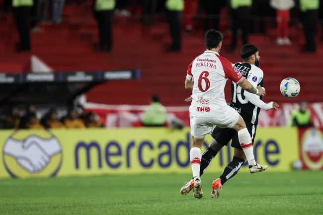 Corinthians foi eliminado da Sul-Americana após derrota para o Huracán. Foto: Divulgação/Conmebol Sul-Americana