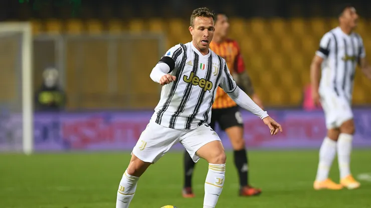 Melo Arthur of Juventus during the Serie A match between Benevento Calcio and Juventus at Stadio Ciro Vigorito on November 28, 2020 in Benevento, Italy.